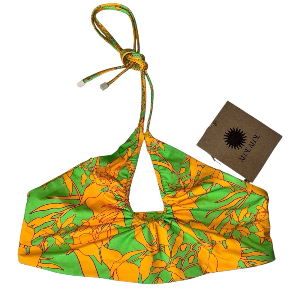 REVOLVE: Aloe + Aloe Haleiwa
Keyhole Floral Bikini Top Size M NWT